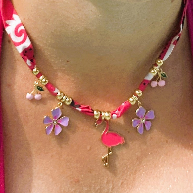 Collier bandana rose