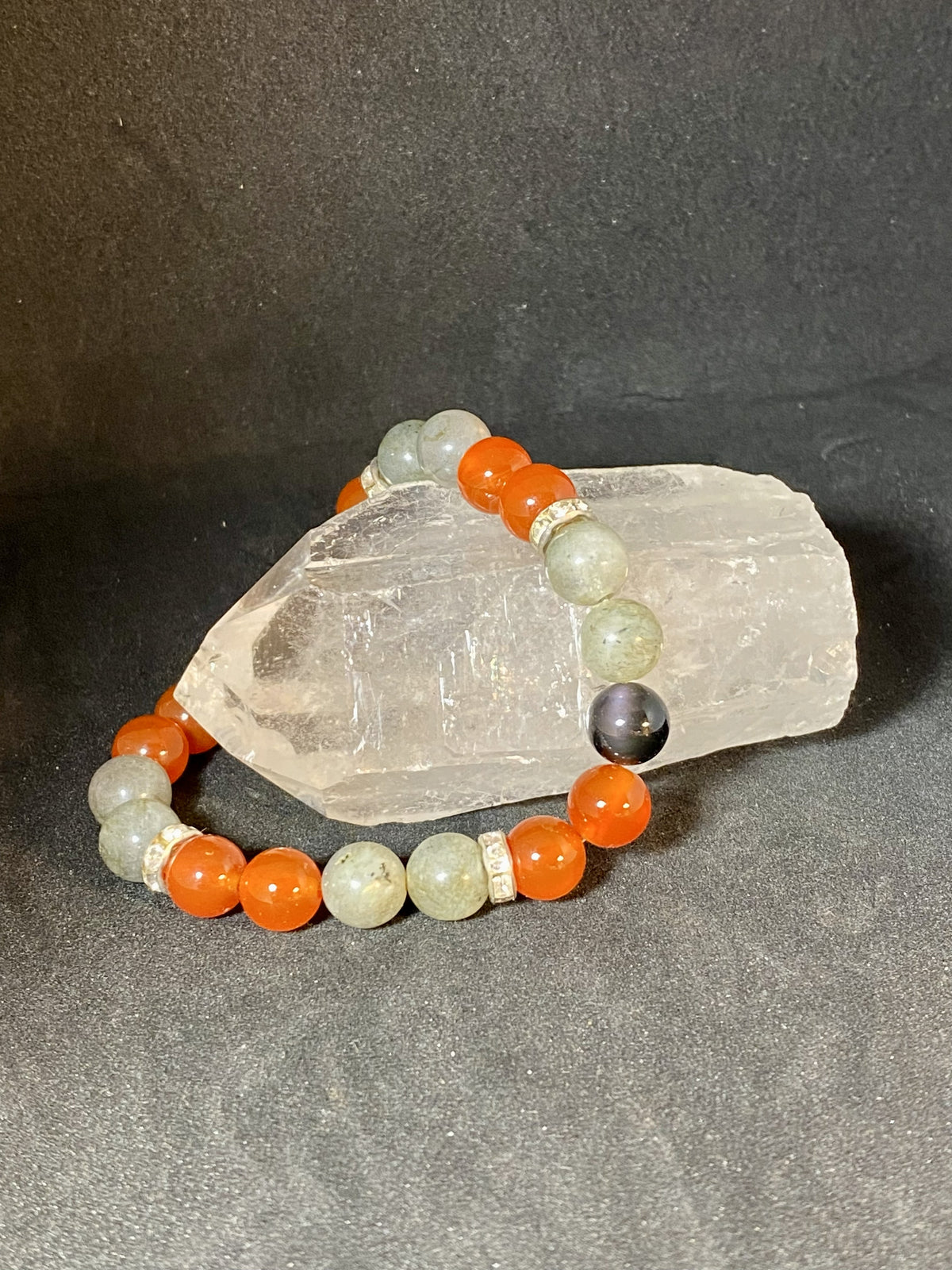 Cornaline, labradorite et obsidienne oeil céleste (8mm)