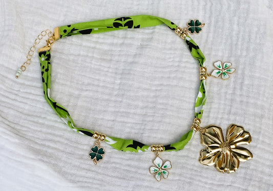 Collier bandana vert